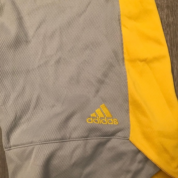 Adidas Essential 3 Running Shorts Mens Size Medium - Picture 2 of 6